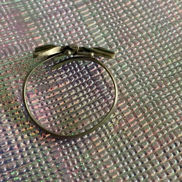 Vintage Mother of Pearl Butterfly ring 🦋 - Picture 3 of 3